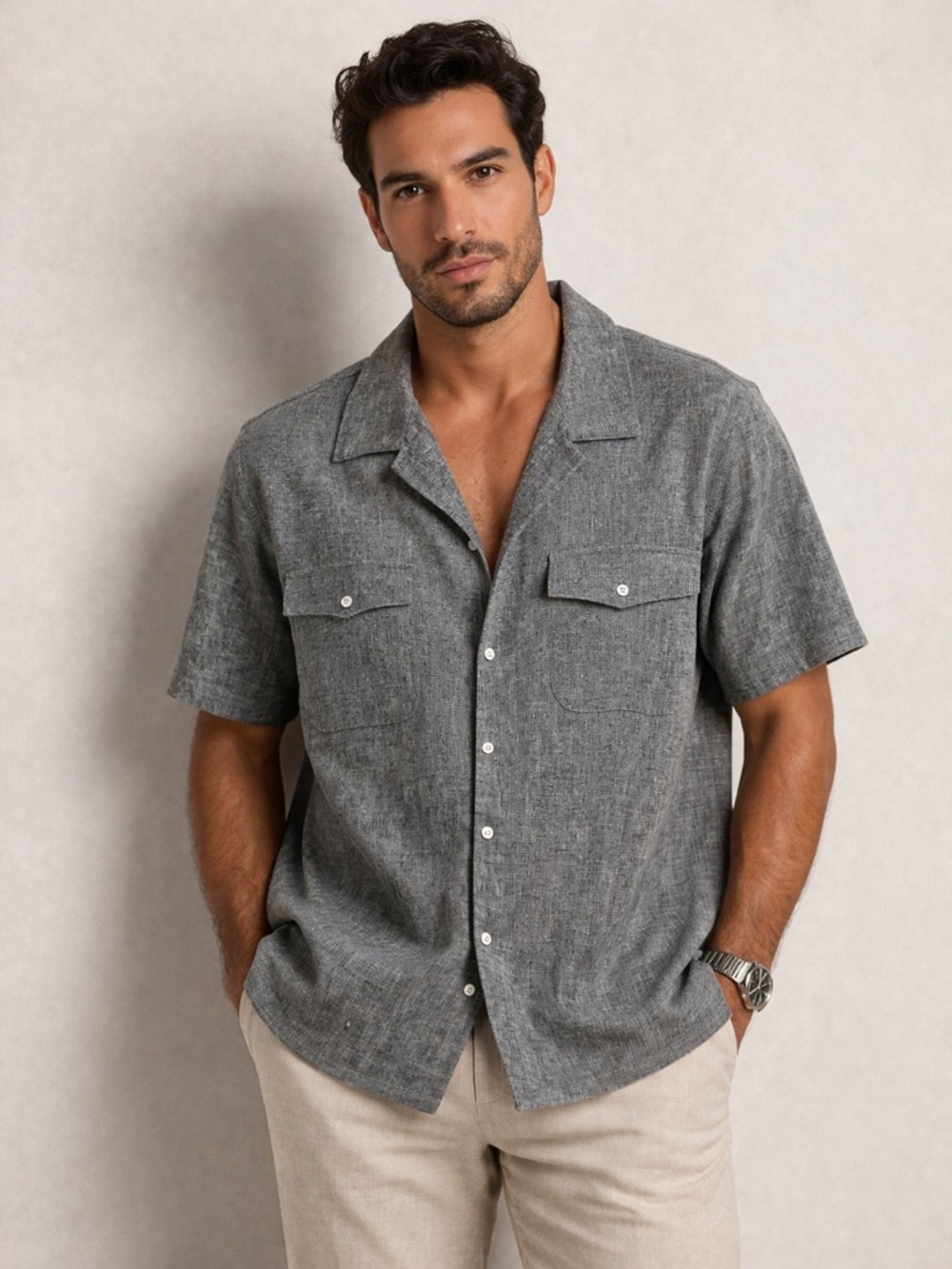 Men's Relaxed Short-Sleeve Button-Down Shirt in Gray